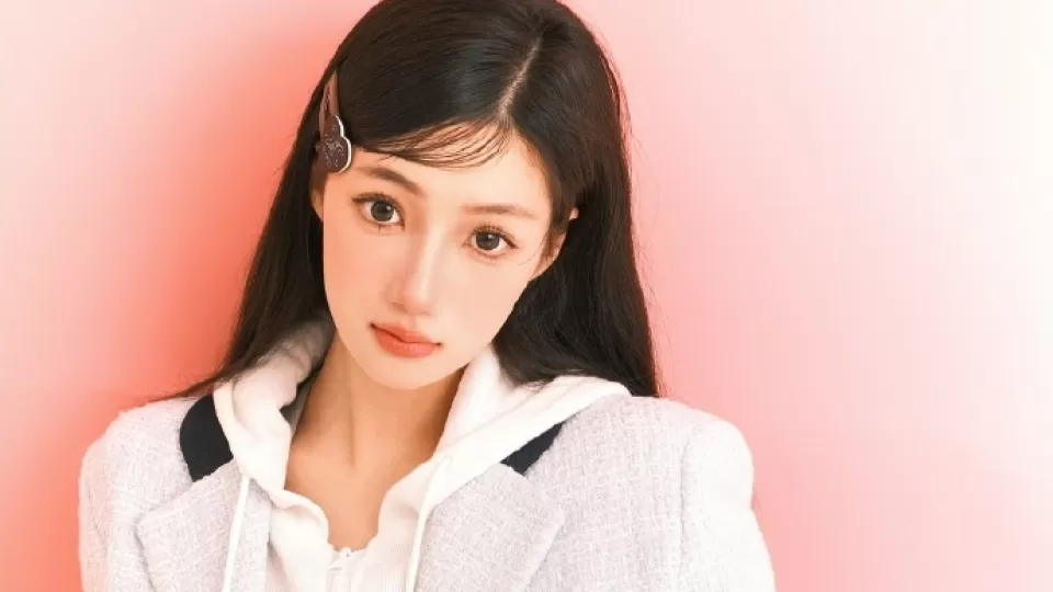 AI魔改视频小小绘1v3挑战细品：小小绘糖糖vlog原版视频百度在线观看叙事画面赏析播放预览封面